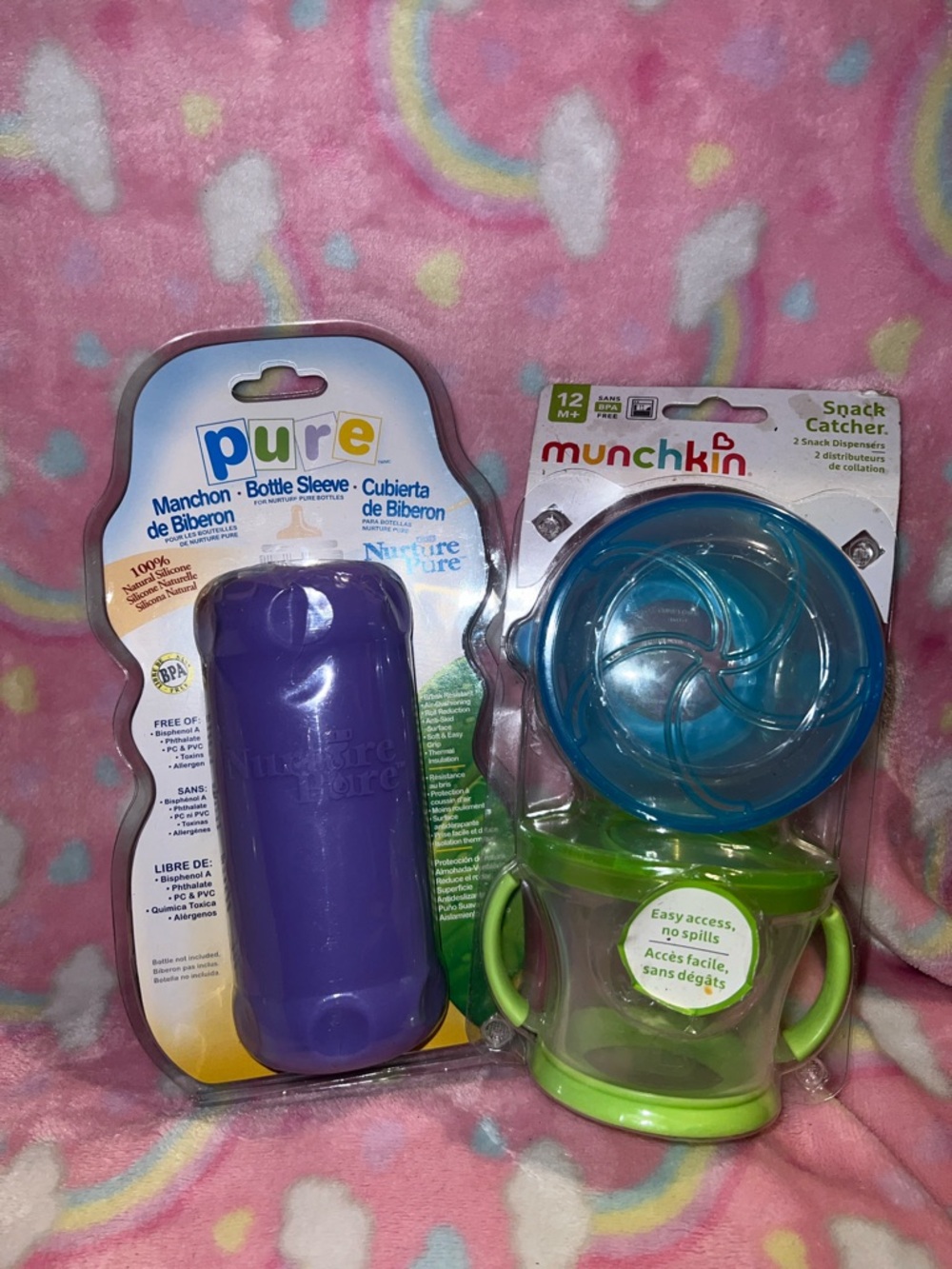 Pure Bottle Sleeve (Purple) & Munchkin Snack Catcher (Blue/Green) - Pack